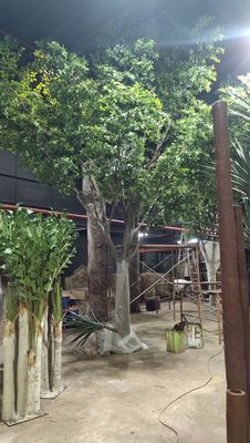 Artificial Banyan Tree For Decoration， Customized UV-Resistant And Flame-Retardant 5M Height